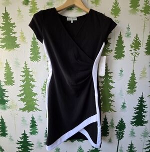 Young Women's Almost Famous Midi Dress